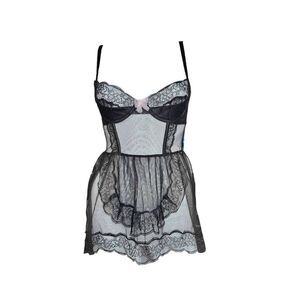victoria’s secret goth lace maid cami
